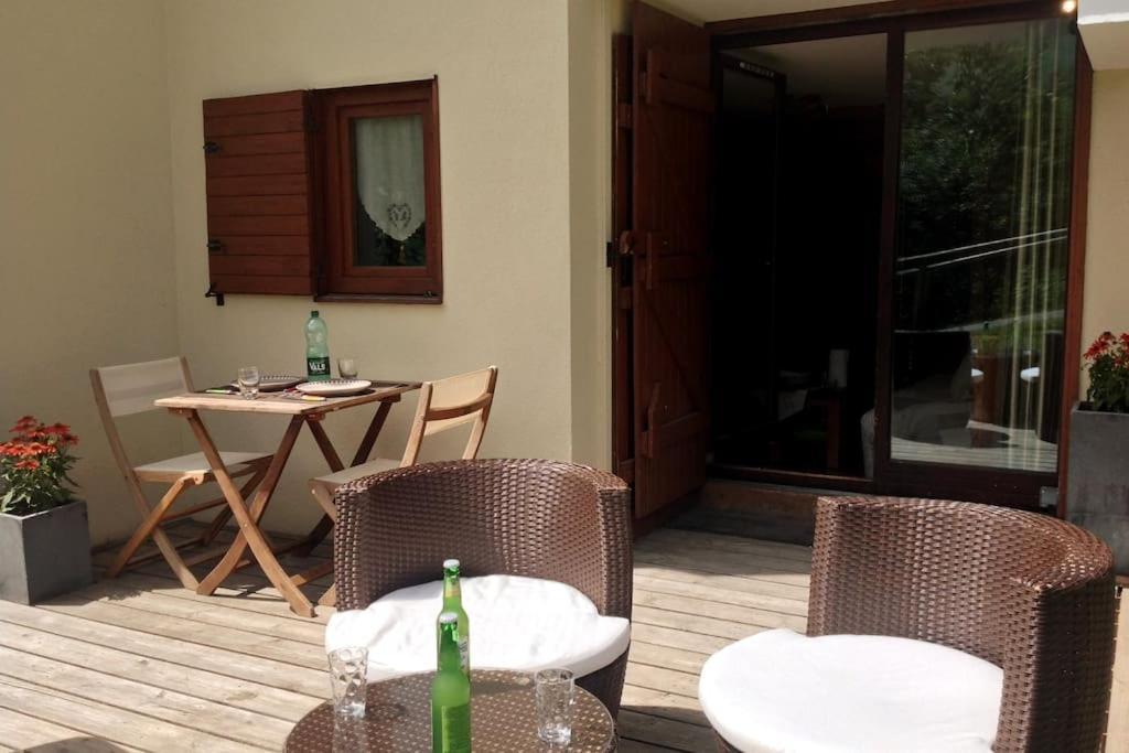 Appartement La Clusaz Avec Terrasse Sur Les Pistes De Ski Manigod Exterior photo